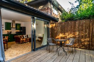 Tawny Lodge - York - 5