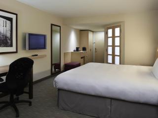 Novotel Montréal Aéroport - 9