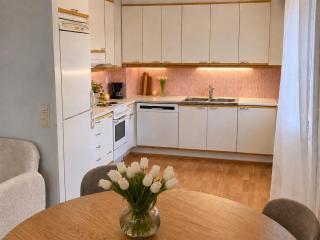 Hilla Suites - Private Sauna I Elevator I Parking - 4