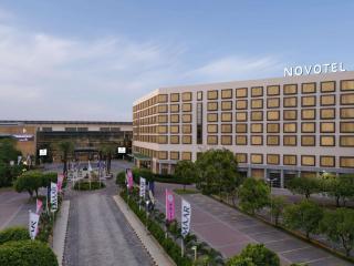 Novotel Hyderabad Convention Centre - 9