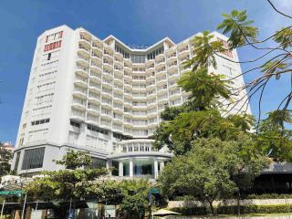 Novotel Ha Long Bay Hotel - 9