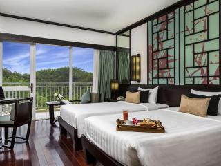 Novotel Ha Long Bay Hotel - 4