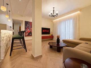 Zamalek Designer Three Bedroom Apartment - 9