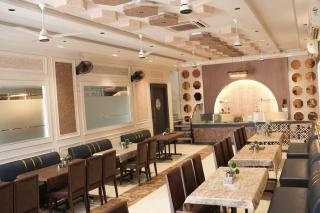Hotel Grand Heritage - 8