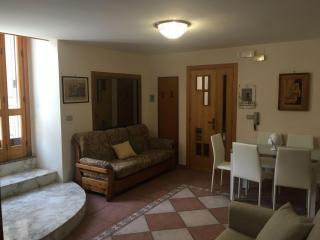 Palazzo Stapane - Santa Maria al Bagno - 2