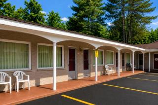 Skyways Motel Muskoka Gravenhurst ON 11 - 7