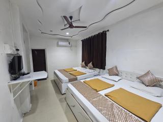 Godavari Lodge - 8