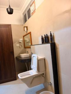 Solace Stays Udaipur - A Boutique Bunglow Near Lake Pichola - 4