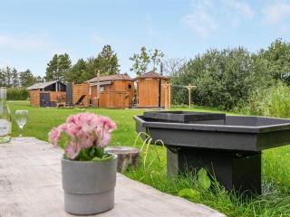 Holiday Home Ingebore - 500m from the sea by Interhome - 5