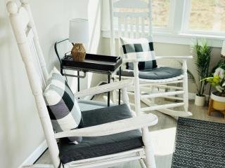Historic Charm 2BR Home with Library Sunset View - 3