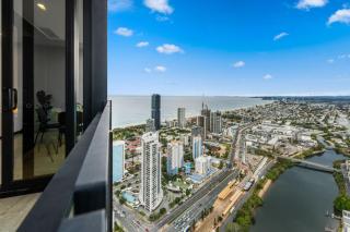 Luxury 1BR with Stunning Ocean Views - 8