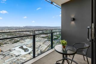 Luxury 1BR with Stunning Ocean Views - 7