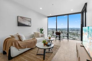 Luxury 1BR with Stunning Ocean Views - 6