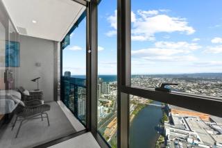 Chic 1BR with Prime Broadbeach Location - 6