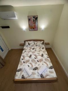 Peace Luxury Studios & Private Parking - 7
