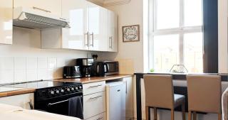 Cosy City Apartment - 4