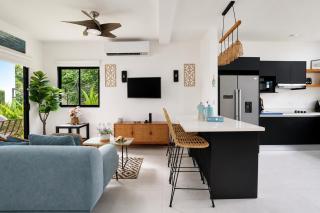 Cozy home near the beach in Playa Hermosa - 9