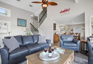 Bayside Retreat Bring your boat private boat ramp at this fabulous bayfront home - 6