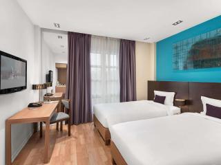 Mercure Hanoi La Gare Hotel - 1