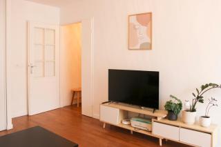 Apartment with balcony and parking near the metro - 7