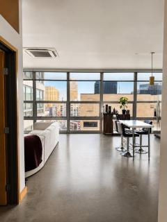 Modern Downtown Detroit Loft with Skyline views - 5