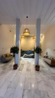 Elyssia Boutique Hotel - 1