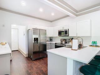 Bungalow on Shine - 7