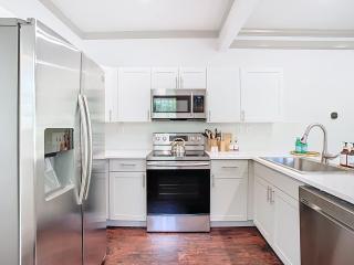 Bungalow on Shine - 5
