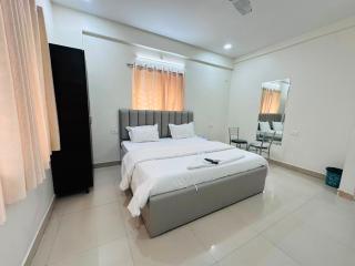 Sky Suites - 3