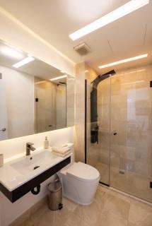 Cana Rock Penthouse, Rooftop Terrace & Pool - 2