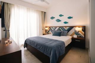 Cana Rock Penthouse, Rooftop Terrace & Pool - 1