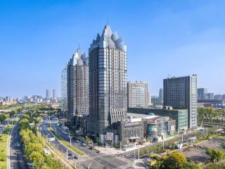 Novotel Zhengzhou Convention Centre - 8