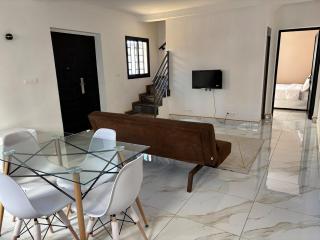 Villa 1 - 4 bedrooms - Swimming pool - Airport shuttle - 8