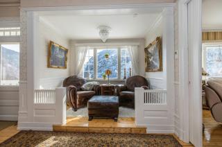 Historic Executive Residence from 1907 - 0