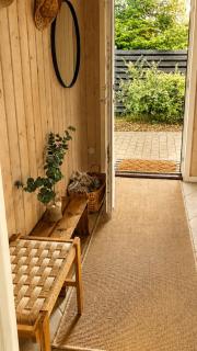 Secluded holiday oasis near lovely beach - 2