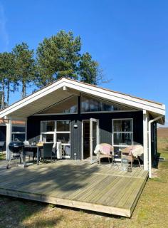 Summer cottage with sea view by Begtrupvig Strand - 0