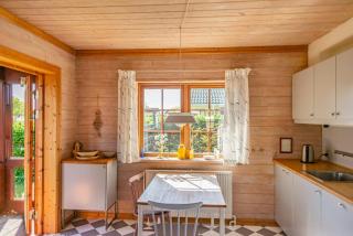 Wooden house overlooking Svanninge Bakker - 4