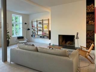 Apartment with balcony and cozy courtyard - 9