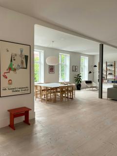 Apartment with balcony and cozy courtyard - 2