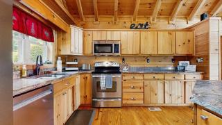 Lakefront Cabin & Cozy Lakeview Cottage - Mills River - 8