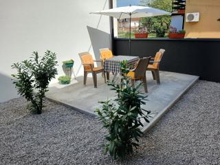 Private apartment, free garage and garden - 4