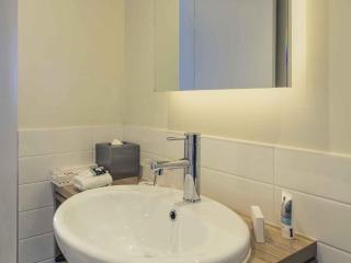 Mercure Melbourne Therry Street - 4
