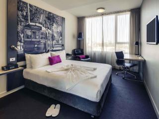 Mercure Melbourne Therry Street - 1