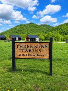 Knob Hill at Three Suns Cabins - Stanton - 9