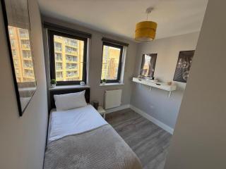 Stylish Penthouse Duplex - sleeps 8 - 4