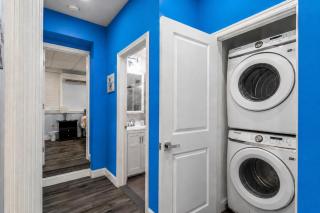 Luxurious 4BR 2BA 9 Beds NYC with Free Parking - 5