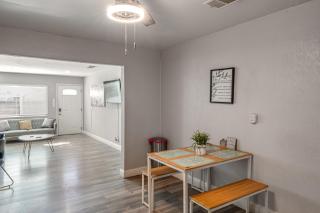 Bakersfield Home w/ Workspace, Near Hospitals - 5
