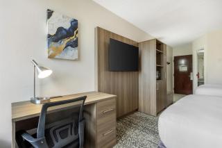 SureStay Plus Hotel by Best Western Chicago Lombard - 3