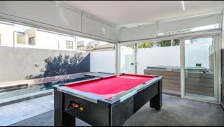 Boutique Home, The Peak of Luxury - 5