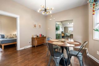 KC Explorer - Walkable 39th St Bungalow Parking - 8